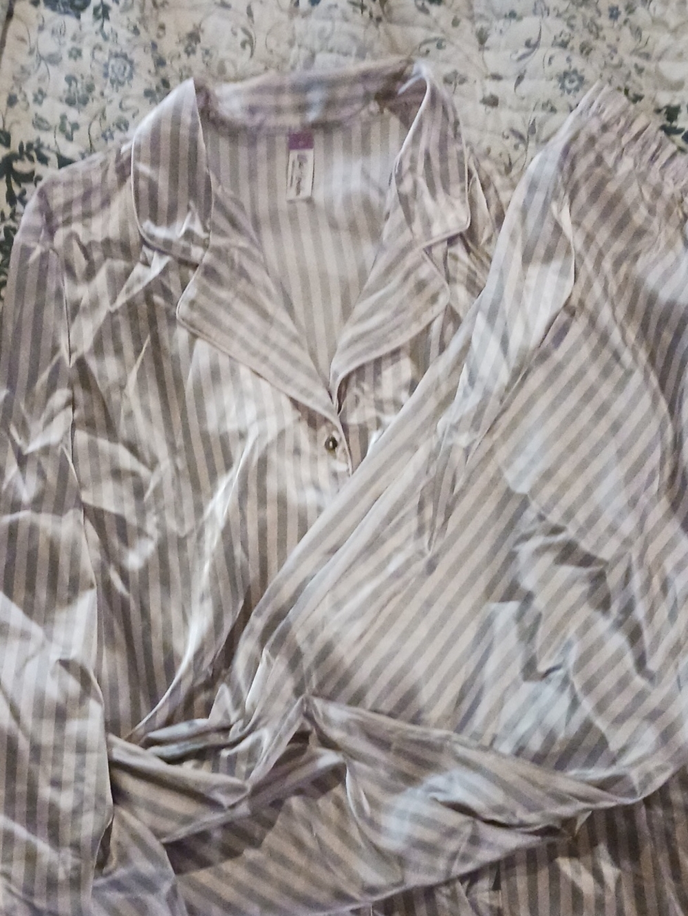 Striped Satin Women's Pajama Set - Light Gray